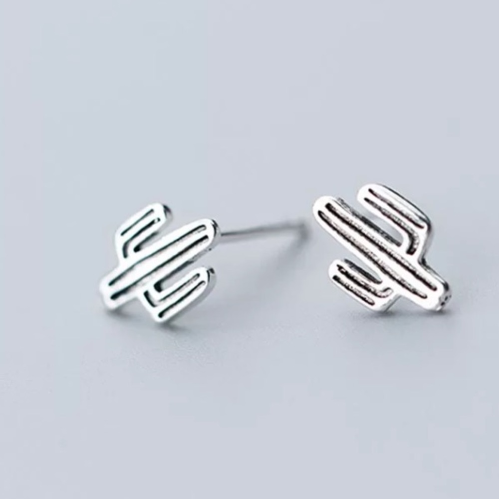 🌵Minimalist Sterling silver cactus earrings - Picture 4 of 4